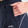 Form mjukisbyxor med raka ben