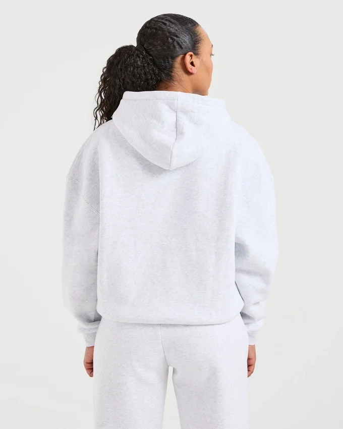 Klassisk, mjuk och oversized hoodie