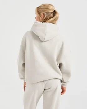 Klassisk, mjuk och oversized hoodie