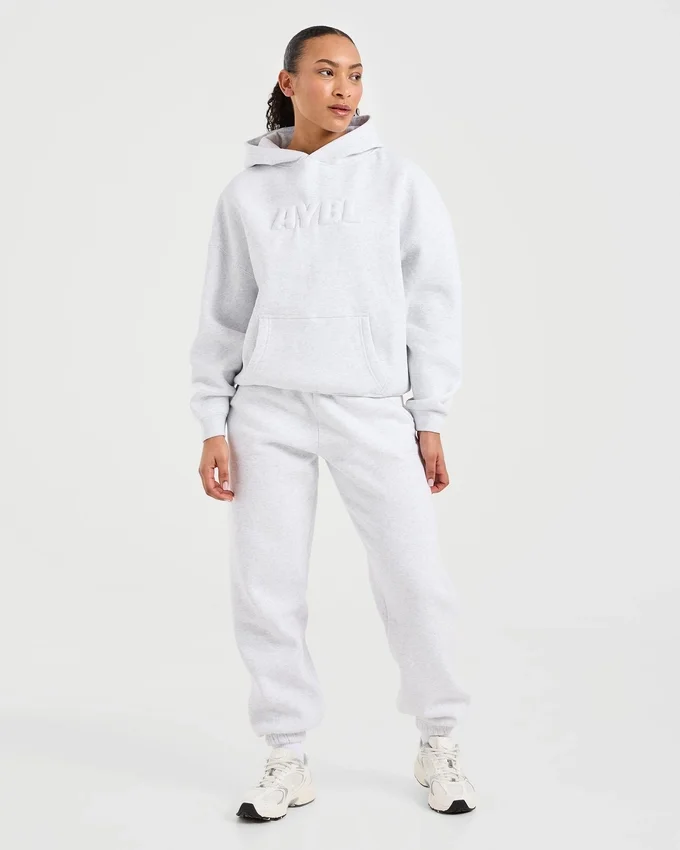 Klassisk, mjuk och oversized hoodie