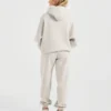 Klassisk, mjuk och oversized hoodie