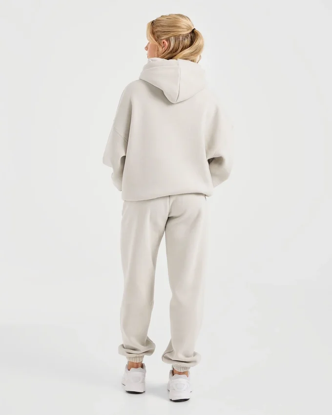 Klassisk, mjuk och oversized hoodie