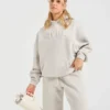 Klassisk, mjuk och oversized hoodie
