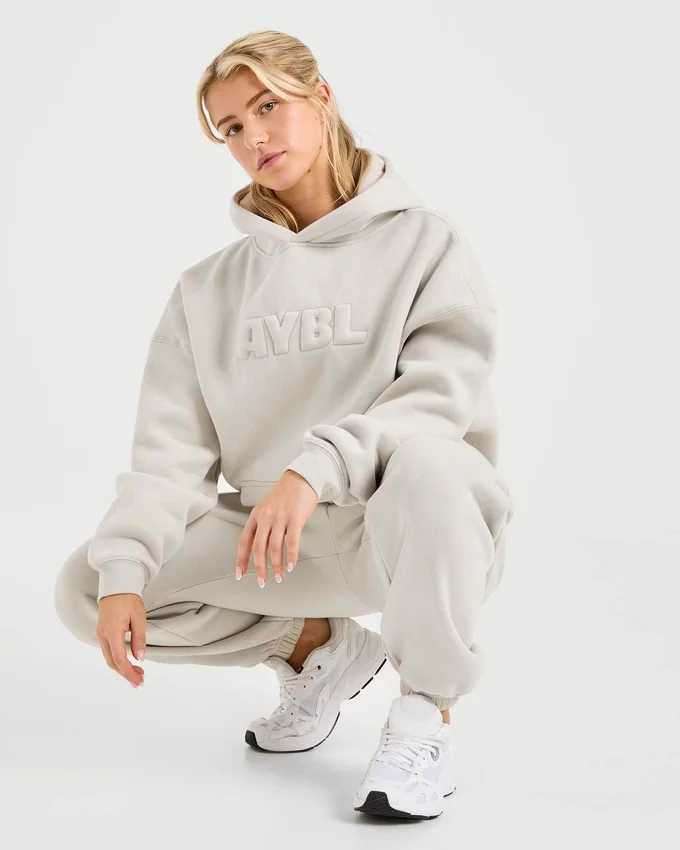 Klassisk, mjuk och oversized hoodie