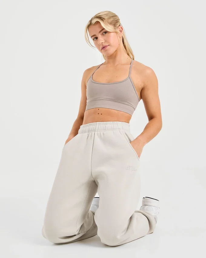 Klassiska, mjuka mjukisbyxor i oversized-modell