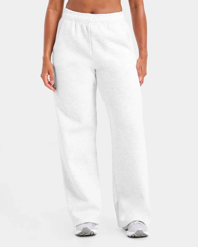 Klassiska, mjuka mjukisbyxor i oversized-modell med raka ben