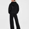 Klassiska, mjuka mjukisbyxor i oversized-modell med raka ben
