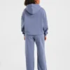 Klassiska, mjuka mjukisbyxor i oversized-modell med raka ben