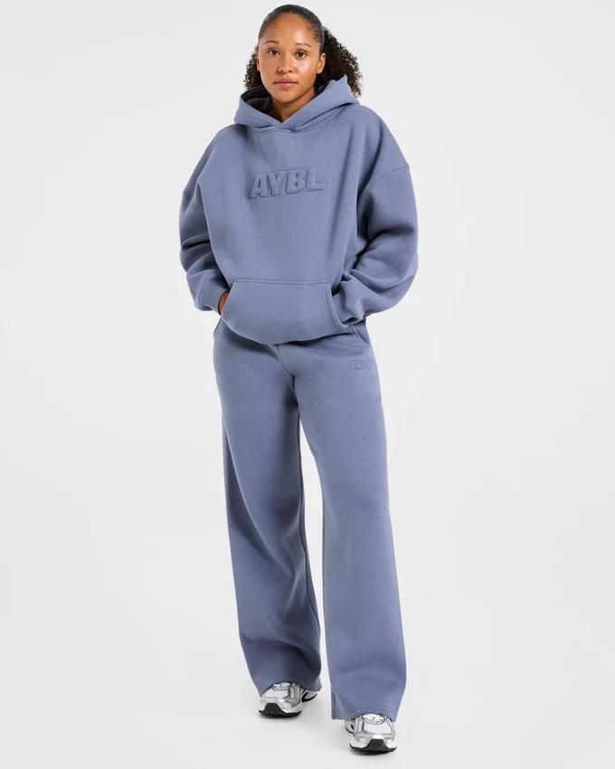 Klassiska, mjuka mjukisbyxor i oversized-modell med raka ben