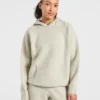 Mjuk, oversized stickad hoodie