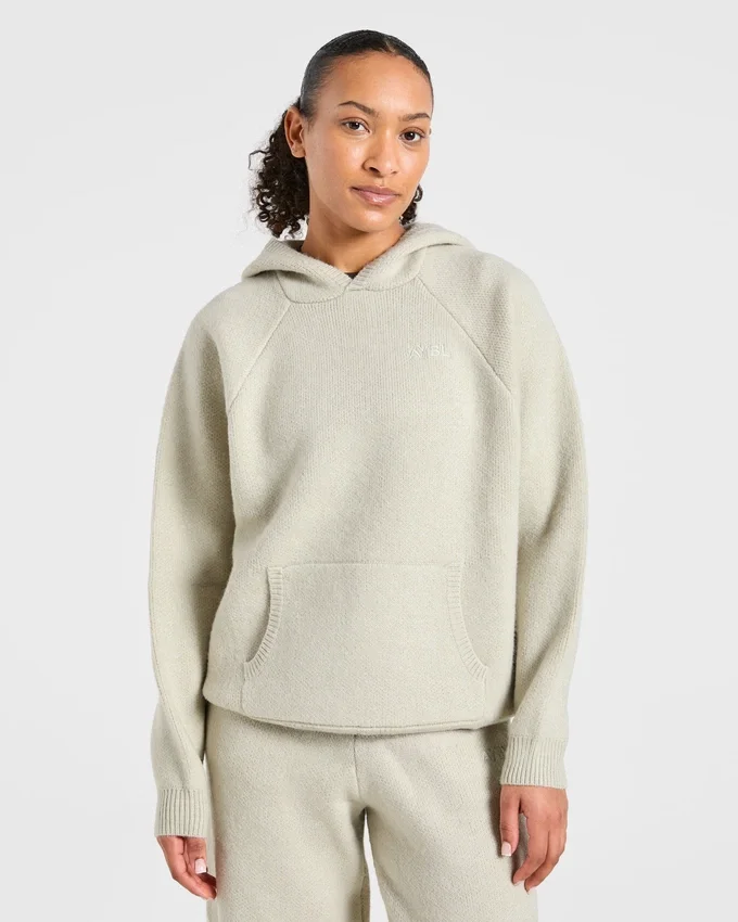 Mjuk, oversized stickad hoodie
