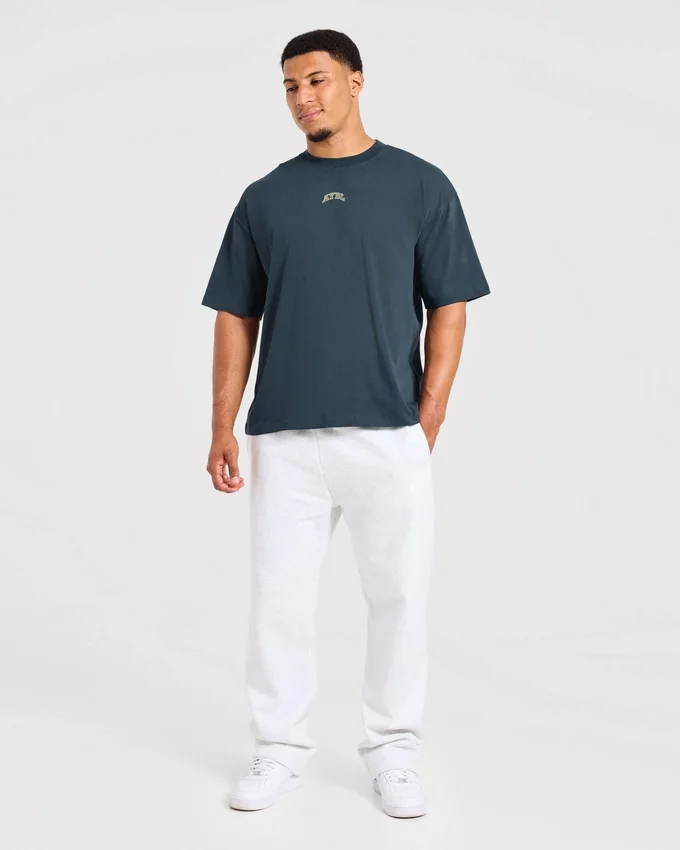 Relentless Eagle Oversized T-shirt