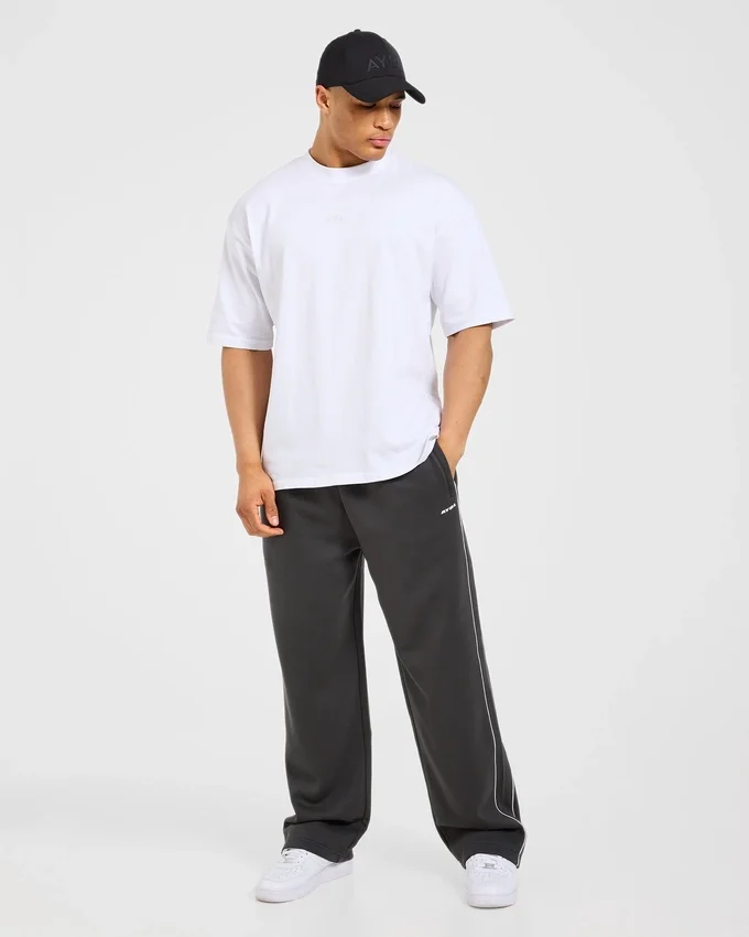 Restore Oversized Mjukisbyxor med raka ben