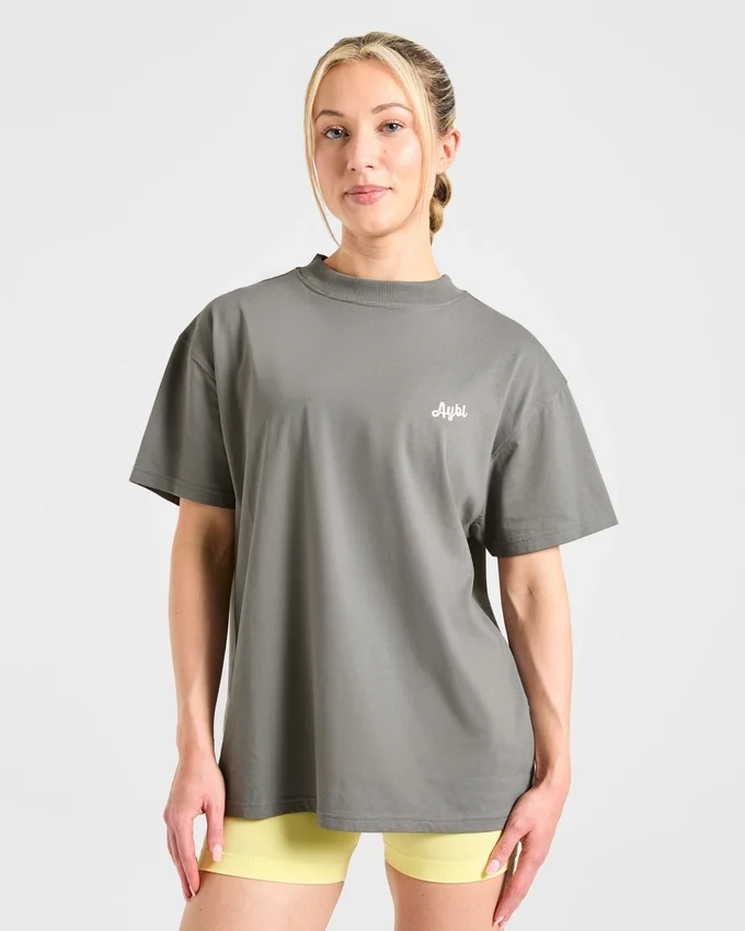 Retro Athletics Club Oversized T-shirt