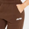 Retro-broderade mjukisbyxor i oversized-modell