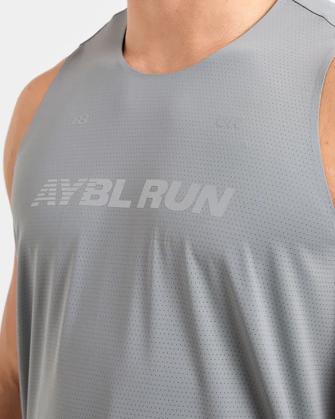 Run Loose Tank