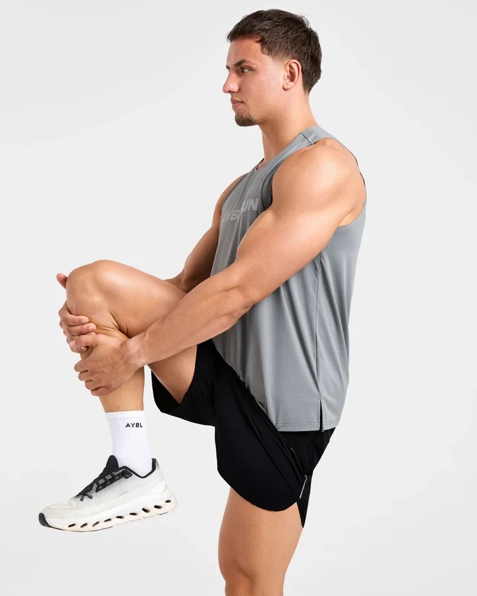 Run Loose Tank