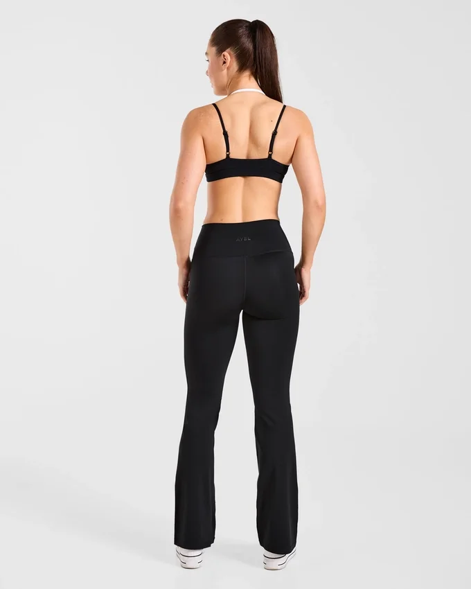 Sculpt Flared Leggings