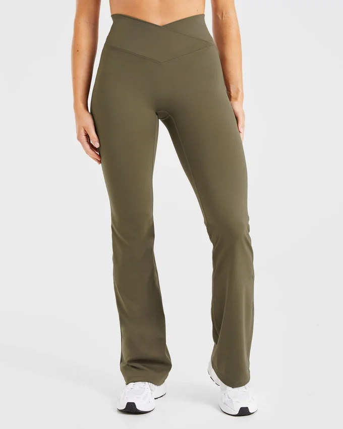 Sculpt Wrap-leggings med utsvängda ben