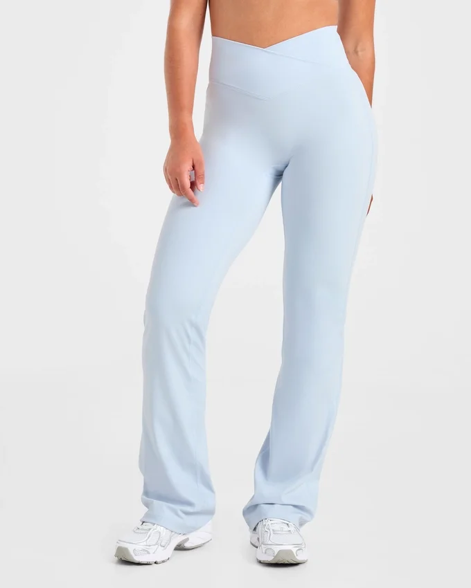 Sculpt Wrap-leggings med utsvängda ben
