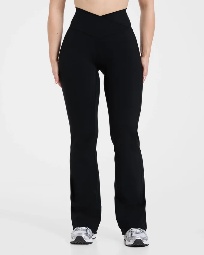 Sculpt Wrap-leggings med utsvängda ben
