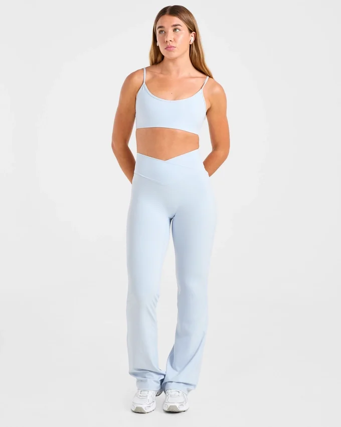 Sculpt Wrap-leggings med utsvängda ben