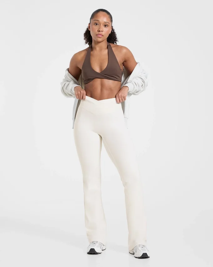 Sculpt Wrap-leggings med utsvängda ben