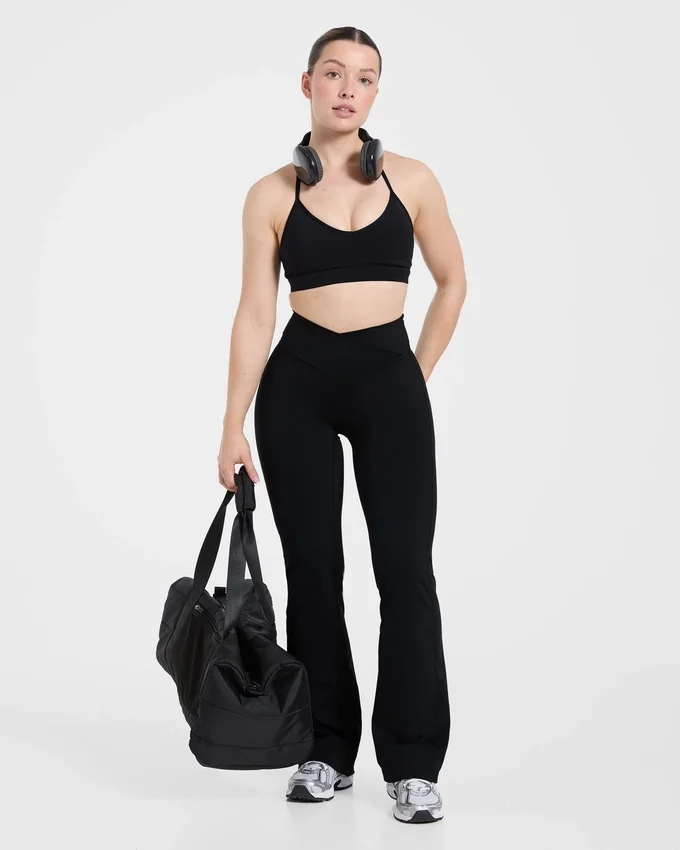 Sculpt Wrap-leggings med utsvängda ben