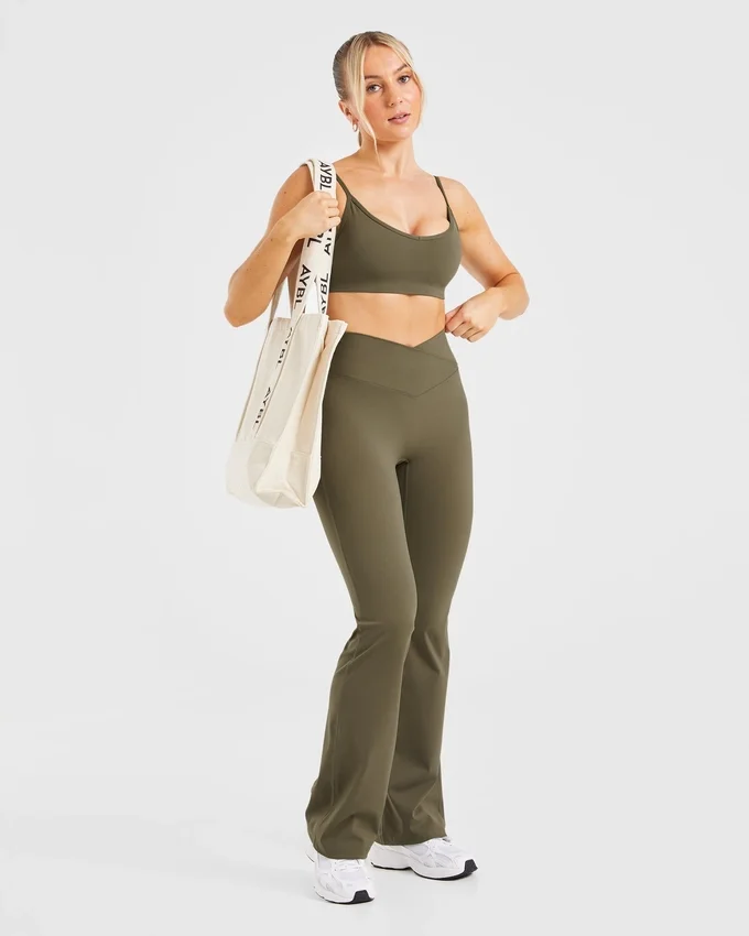 Sculpt Wrap-leggings med utsvängda ben
