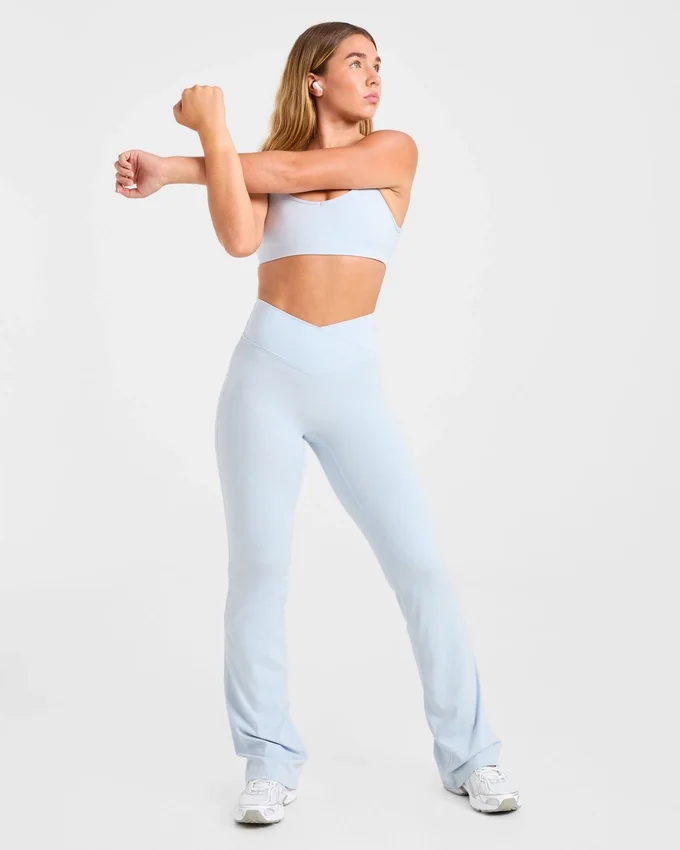 Sculpt Wrap-leggings med utsvängda ben