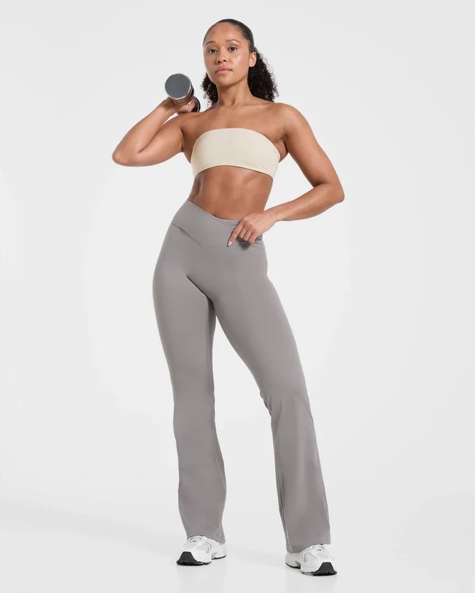Sculpt Wrap-leggings med utsvängda ben