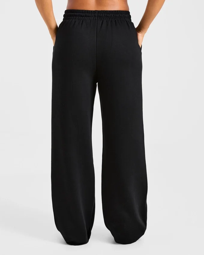 Sports Collective Mjukisbyxor med raka ben i oversized-modell