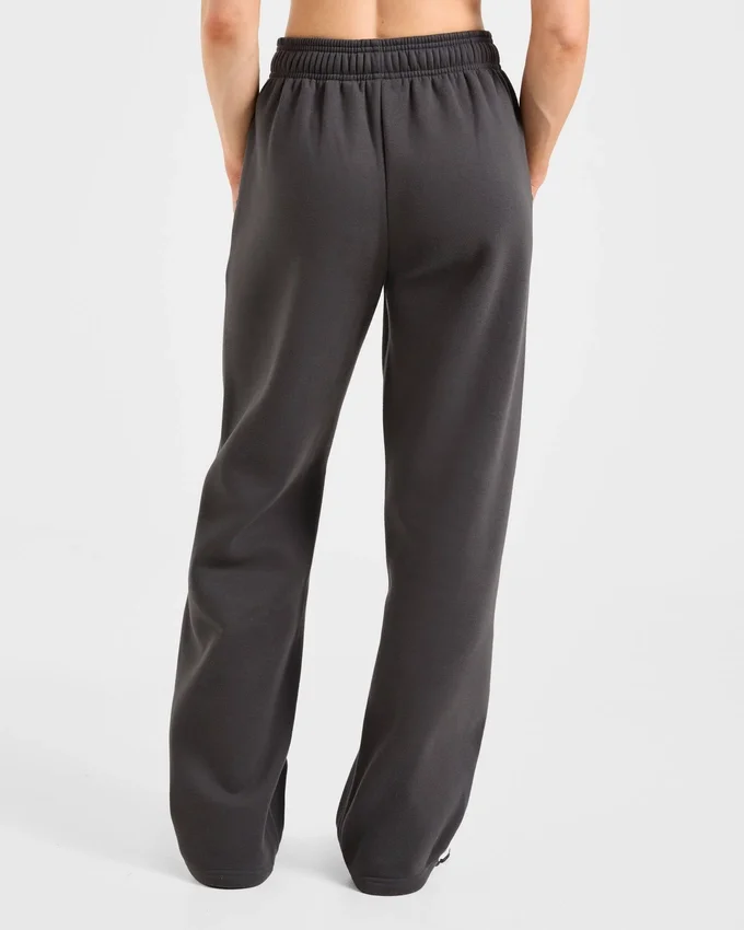 Sports Essentials Oversized Mjukisbyxor med raka ben