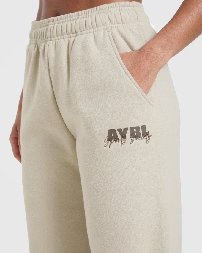 Sports Society Oversized Mjukisbyxor med raka ben