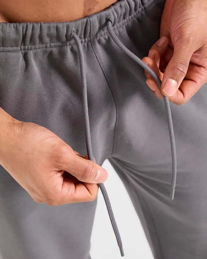 Strength Division mjukisbyxor med raka ben i oversized-passform