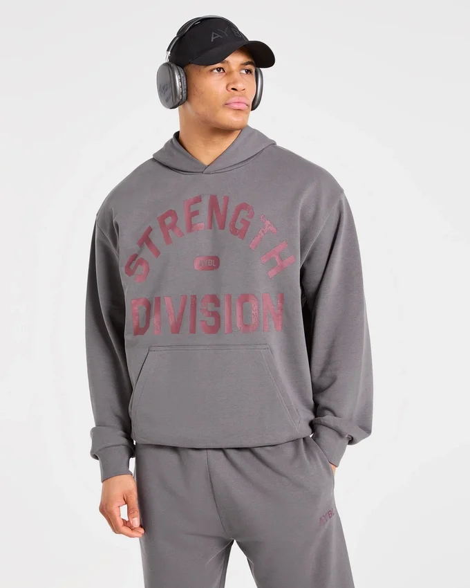 Strength Division Oversized-hoodie