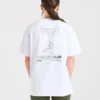 T-shirt med illustration av styrkelyft