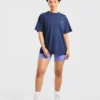 T-shirt med illustration av styrkelyft