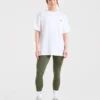 T-shirt med illustration av styrkelyft