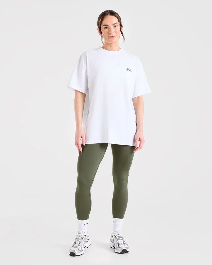 T-shirt med illustration av styrkelyft
