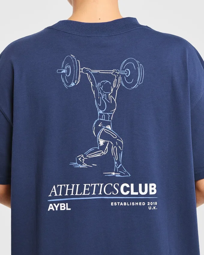 T-shirt med illustration av styrkelyft