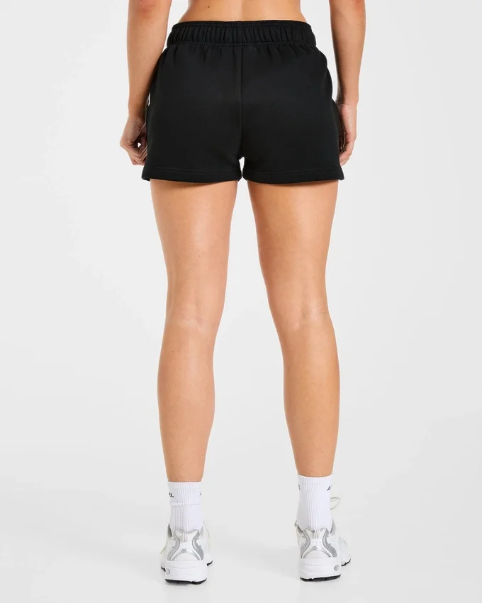 Varsity 2.0 Oversized Shorts