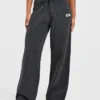 Varsity Oversized stickade mjukisbyxor