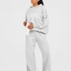 Varsity Oversized stickade mjukisbyxor