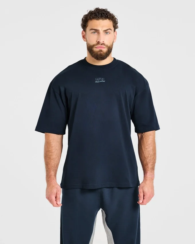Wesley Vissers x AYBL Iron Works T-shirt i oversized-modell