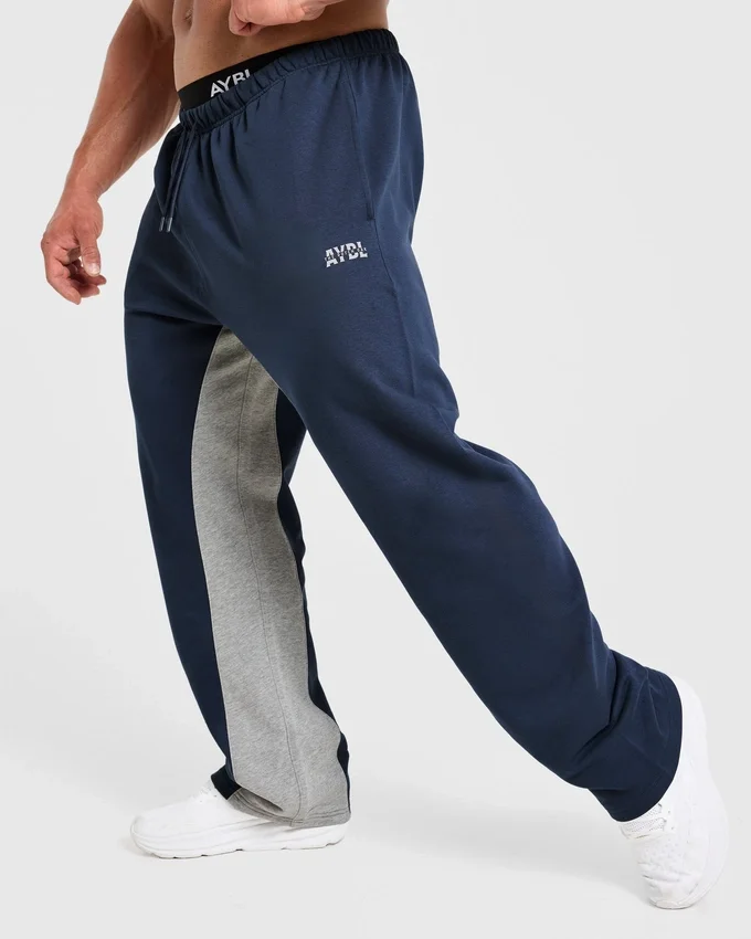 Wesley Vissers x Oversized mjukisbyxor med raka ben